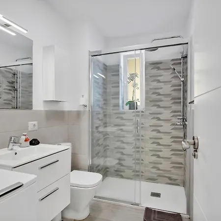 One Bedroom Alex Near The Costa Adeje (Tenerife)